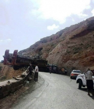 القاعدة في المكلا تنقل شُحنات اسلحة ثقيلة وتتوعد بمفاجآت في وادي حضرموت.