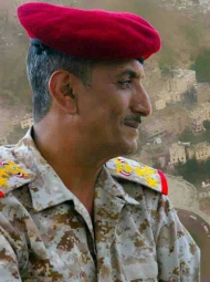 العميد الحمادي :نعد الان لسيطرة الجيش على كل المؤسسات والاماكن في تعز ولن نسمح الا بقوة الدولة